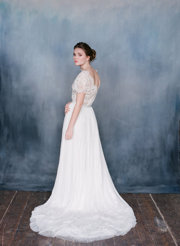 Ivory Lace And Silk Tulle Wedding Dress
